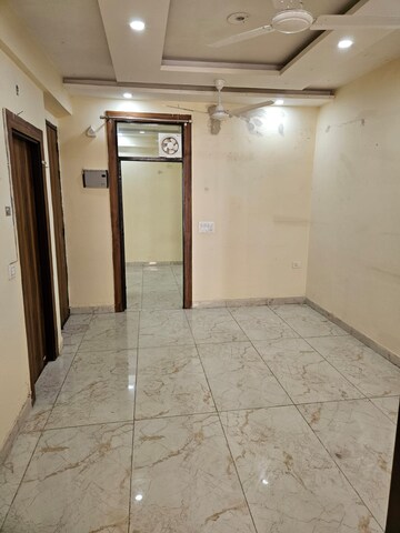 Room in 2 BHK Builder Floor at Noida Central – for Sale