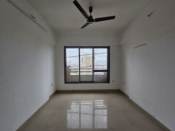 Room in 3 BHK Apartment at Ekta Meadows, Borivali East – for Sale