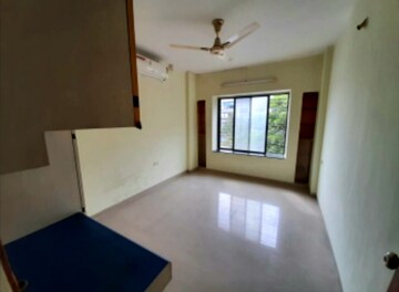 Room in 2.5 BHK Apartment at Mulund Anushil, Mulund West – for Sale