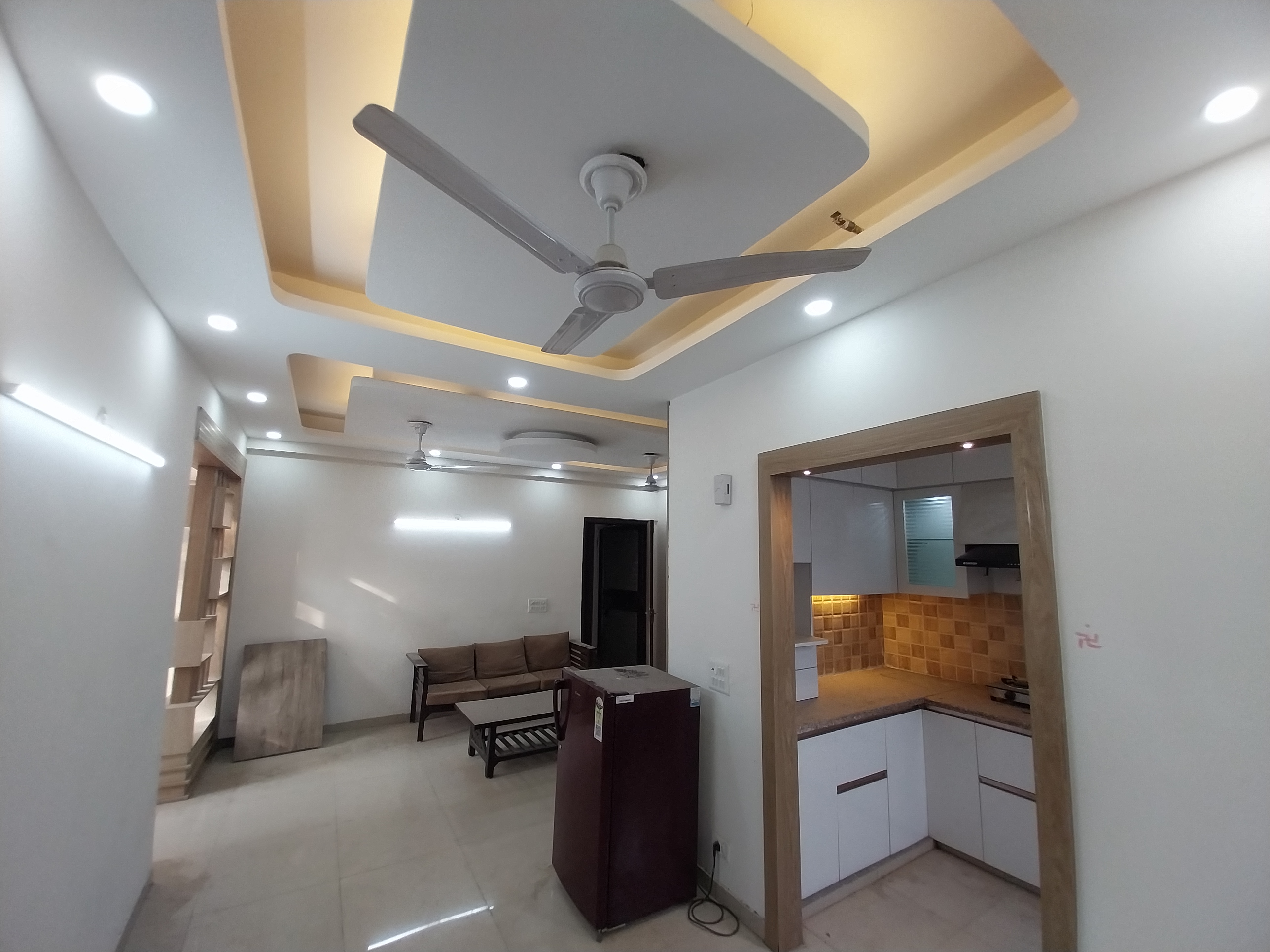 2 BHK Apartment For Rent in Mahagun Mywoods III Noida Ext Sector 16c Greater Noida  7284545