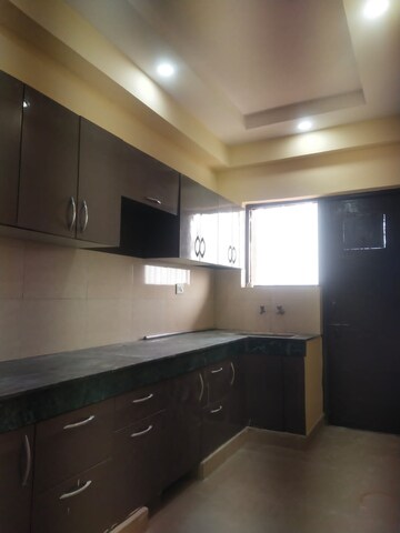 Kitchen in 3 BHK Builder Floor at BPTP Park Elite Floors, Sector 85 – for Sale