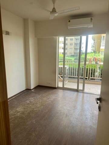 Room in 2 BHK Apartment at M3M Marina, Sector 68 – for Sale