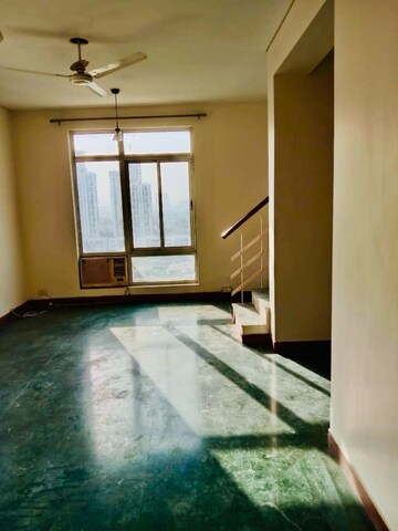 रेसिडेन्शियल पेंटहाऊस वर्ग फुट फॉर रीसेल इन सेक्टर 48 गुरगांव  7284932