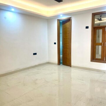 Room in 2 BHK Builder Floor at Panchsheel Vihar – for Sale