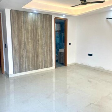 Room in 2 BHK Builder Floor at Panchsheel Vihar – for Sale