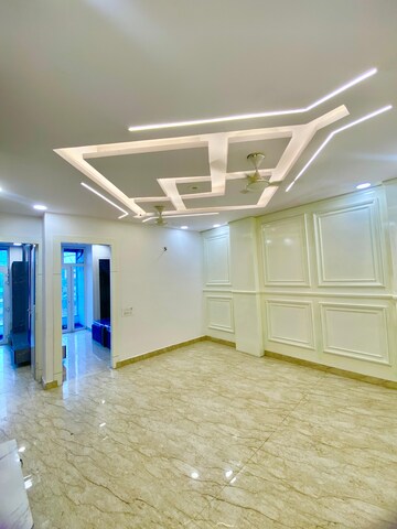 Room in 4 BHK Builder Floor at Nawada – for Sale