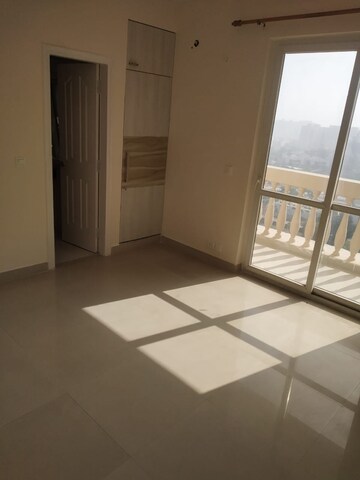 Room in 3 BHK Apartment at Pivotal Paradise, Sector 62 – for Sale