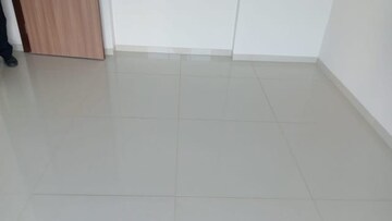 Room in 2 BHK Apartment at Godrej Tranquil, Kandivali East – for Sale