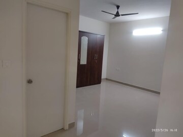 Room in 2 BHK Apartment at Mantri Webcity, Hennur – for Sale