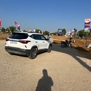 Parking in  Plot at Bindayaka – for Sale