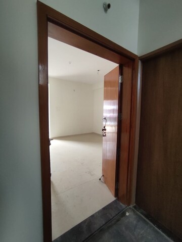 Room in 3 BHK Apartment at Manish Nagar – for Sale