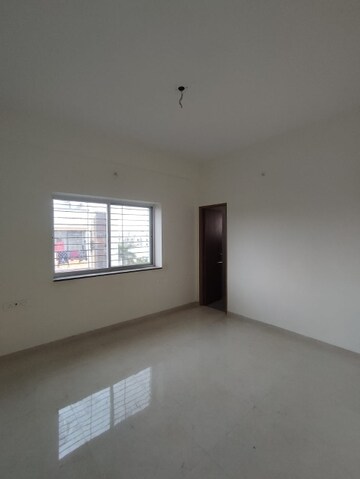 Room in 3 BHK Apartment at Manish Nagar – for Sale