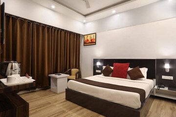 Bedroom in 2.5 BHK Apartment at SG Grand, Raj Nagar Extension – for Sale