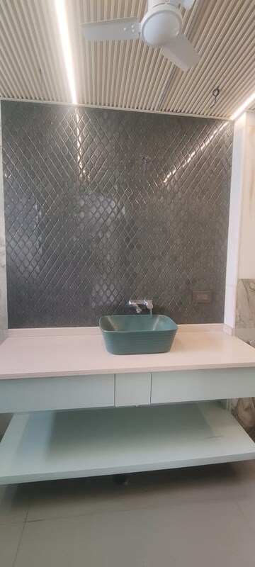 Bathroom in 6+ BHK Independent House at Defence Colony – for Sale