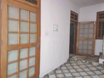 Room in 2 BHK Villa at Safedabad – for Sale