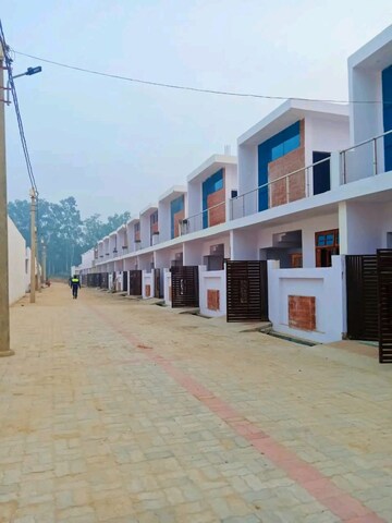 2 BHK Villa – Exterior View View at Safedabad - for Sale