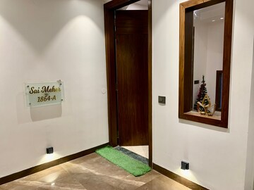 Bedroom in 6 BHK Builder Floor at Vasant Kunj – for Sale