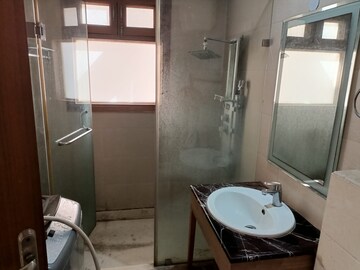 Bathroom in 4 BHK Builder Floor at Safdarjung Development Area – for Sale