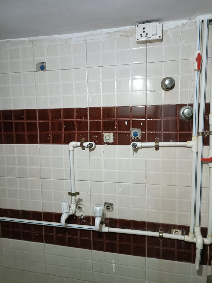 Bathroom, om-sai-niwas-dombivli 1 Bedroom 430 Sq.Ft. Apartment In Dombivli East Thane 7288290