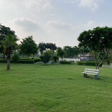 Plot Area in 4 BHK Apartment at Experion Windchants, New Palam Vihar Phase 2 – for Sale