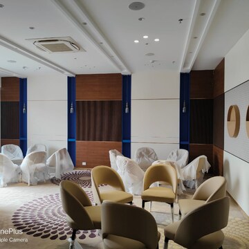 Living Room in 3 BHK Apartment at Arihant Abode, Vaidpura – for Sale
