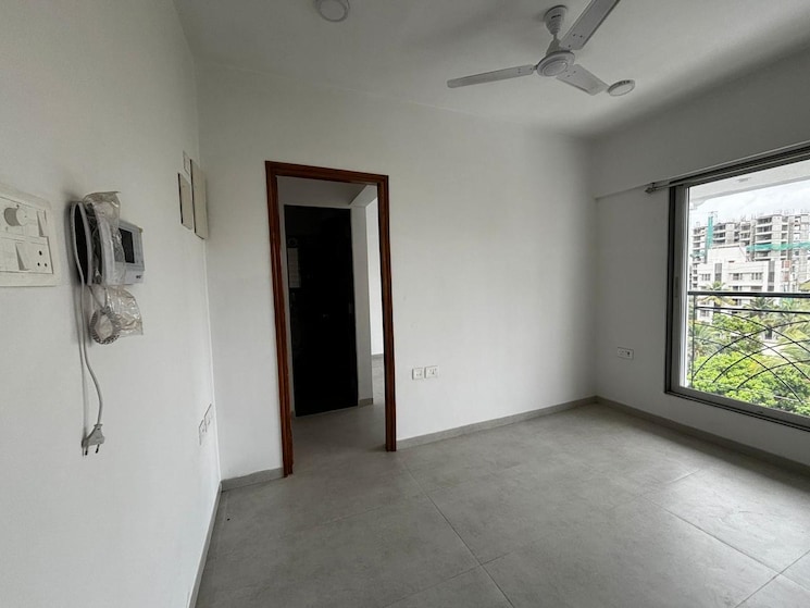 Room, oyster-shell 3 Bedroom 1450 Sq.Ft. Apartment In Juhu Mumbai 7289427
