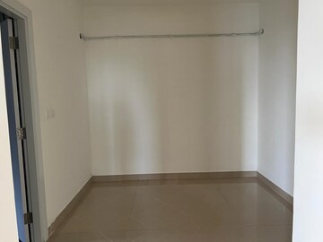 Room in 3 BHK Apartment at Prestige High Fields, Gachibowli – for Sale