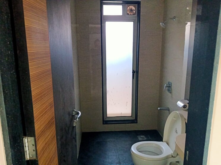 Bathroom, kamala-khandelwal-apartments 3 Bedroom 2150 Sq.Ft. Apartment In Khar West Mumbai 7289469