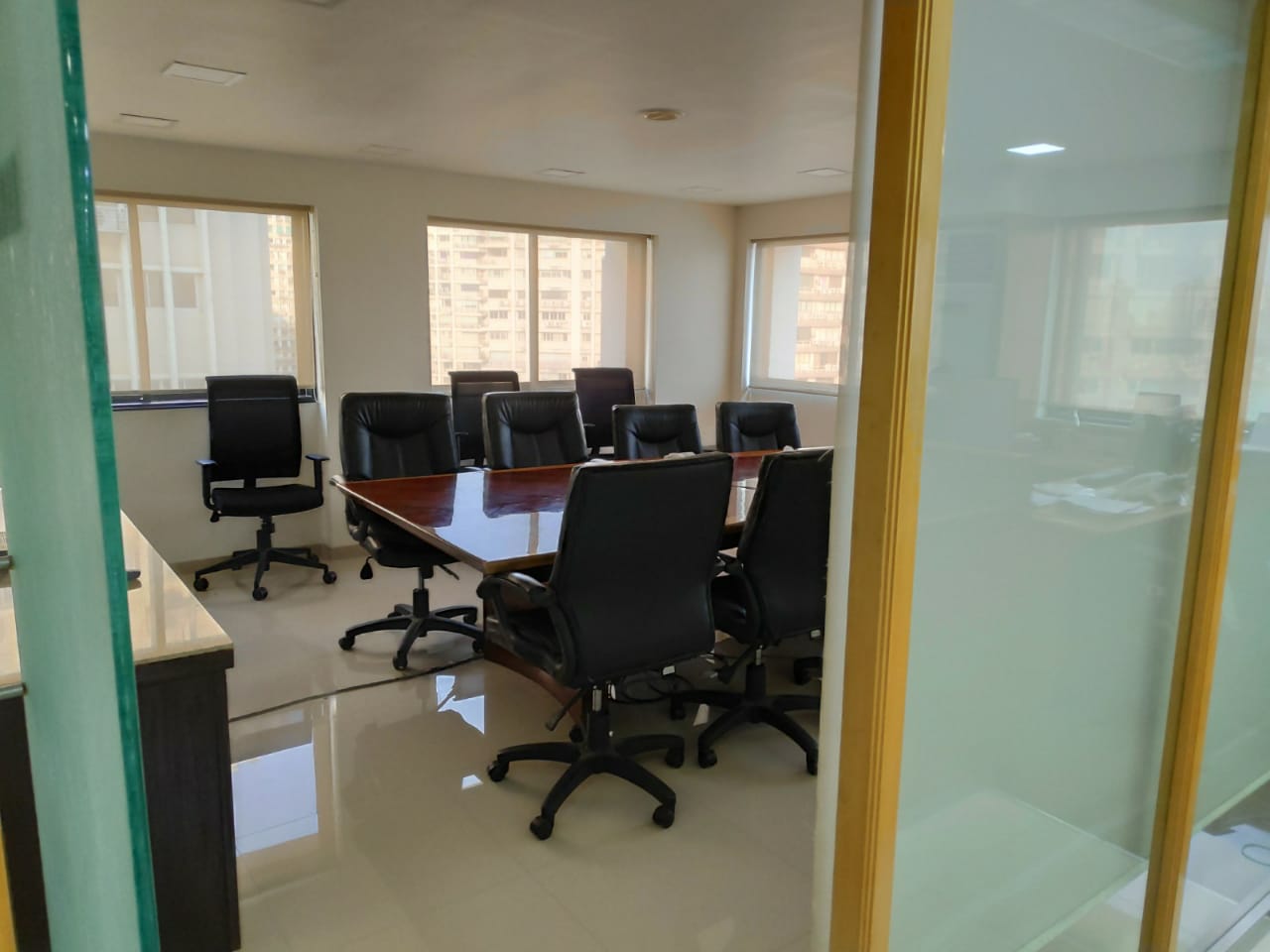 Commercial Office Space 2000 Sq.Ft. For Rent in Nariman Point Mumbai  7289484