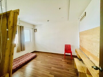 Furnished Amenities in 3 BHK Apartment at Golf Edge, Gachibowli – for Sale