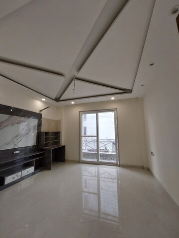Staircase in 3 BHK Builder Floor at Sector 28 – for Sale