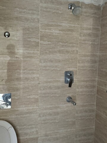 Bathroom in 2 BHK Apartment at BPTP Discovery Park, Sector 80 – for Sale