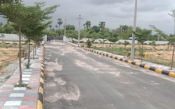 Plot For Sale in Giniyarpally