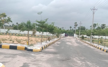 Plot For Sale in Gowdavalli