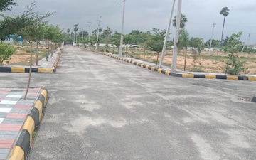 Plot For Sale in Guttala Begumpet