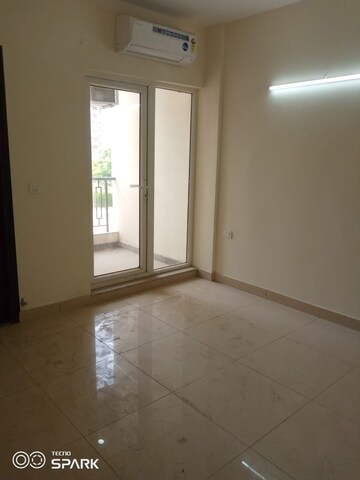 Room in 2 BHK Builder Floor at Breez Flora Avenue 33, Sohna Sector 33 – for Sale