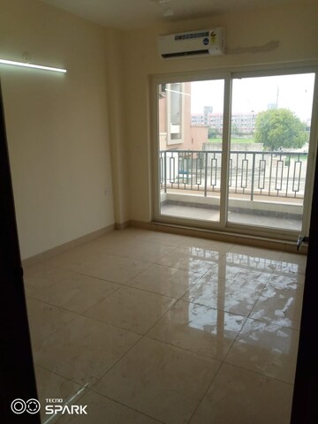 Room in 2 BHK Builder Floor at Breez Flora Avenue 33, Sohna Sector 33 – for Sale