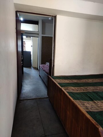 Room in 2 BHK Apartment at Sambhav Abhi Garden, Palghar – for Sale