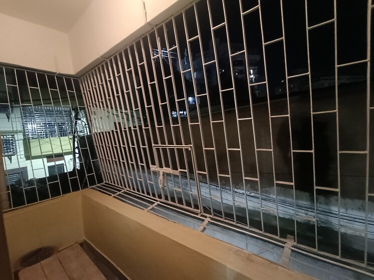 Balcony, boring road 2 Bedroom 1050 Sq.Ft. Apartment In Boring Road Patna 7290257