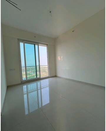 Room in 3 BHK Apartment at Vijayorion, Ghodbunder Road – for Sale