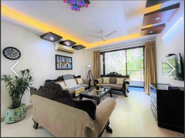 Living Room in 3 BHK Apartment at MR Proview Shalimar City, Shalimar Garden – for Sale