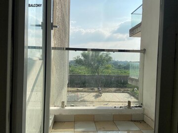 Balcony in 3 BHK Apartment at MR Proview Shalimar City, Shalimar Garden – for Sale