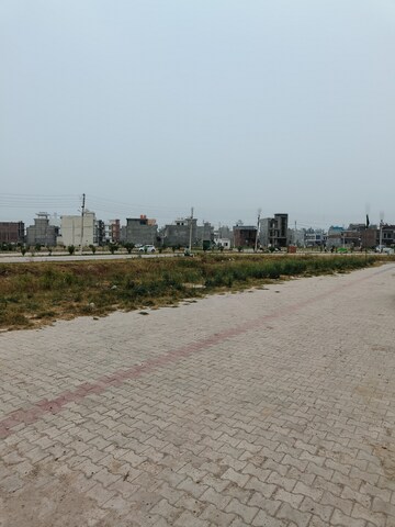  Plot For Sale in Sector 111