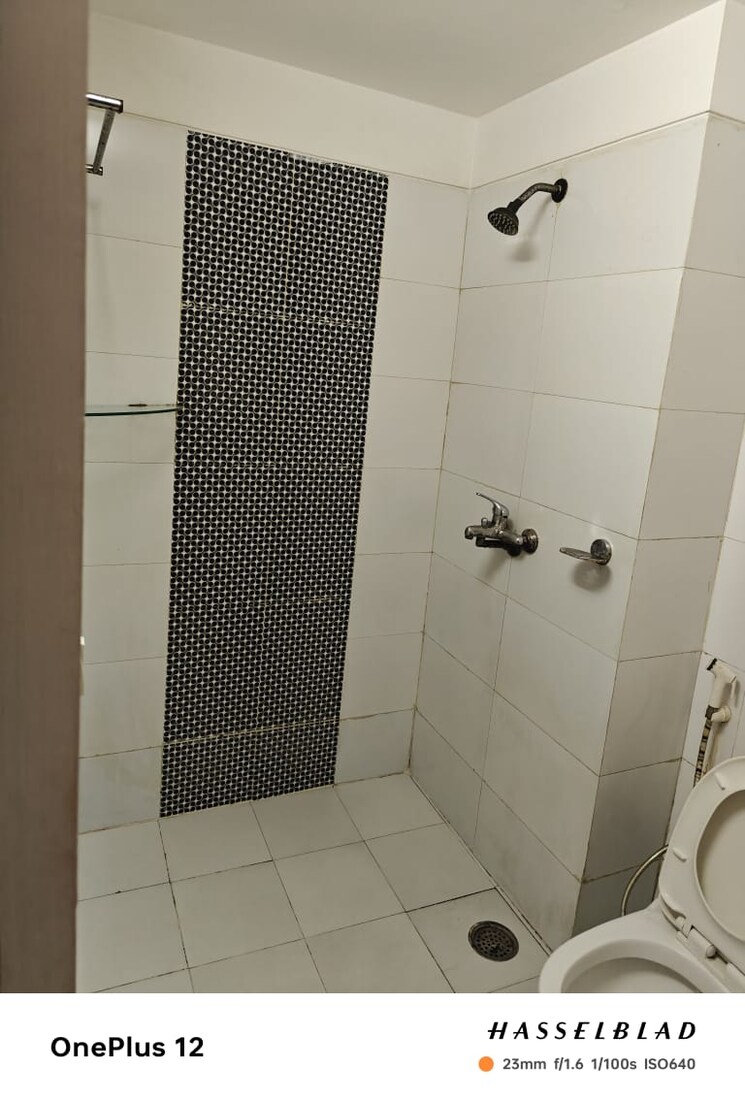 Bathroom, gulshan-vivante 3.5 Bedroom 1436 Sq.Ft. Apartment In Sector 137 Noida 7290903