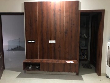 Furnished Amenities in 4 BHK Independent House at Sector 105 – for Sale