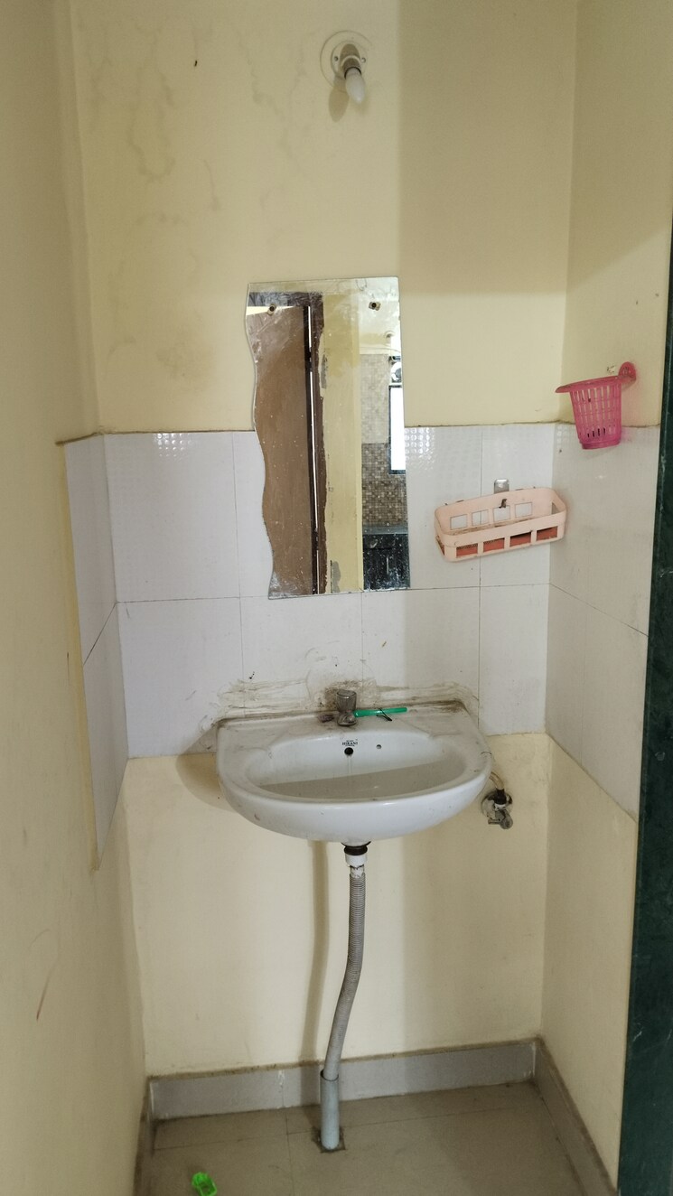 Bathroom, aryavedant-residency 2 Bedroom 800 Sq.Ft. Builder Floor In Rahatani Pune 7291059