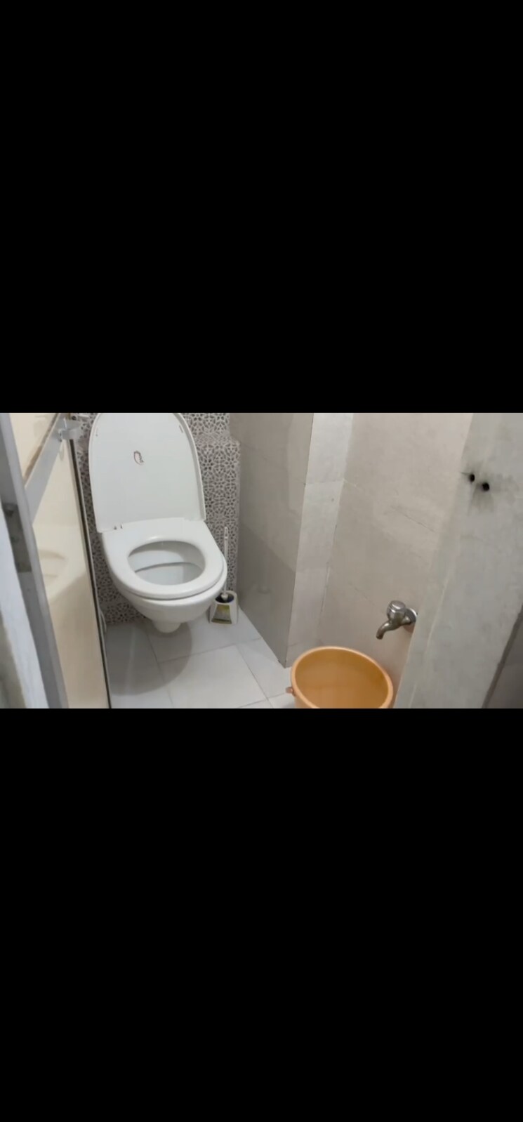 Bathroom, dev-sai-building 1 Bedroom 350 Sq.Ft. Apartment In Andheri West Mumbai 7291115