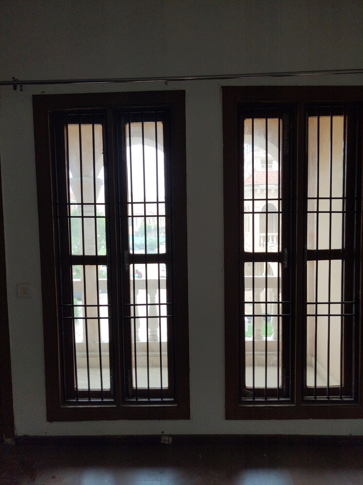 Room, amrapali-leisure-valley 4 Bedroom 2525 Sq.Ft. Villa In Tech Zone 4 Greater Noida Greater Noida 7291109