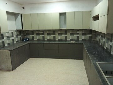 4 BHK Builder Floor For Sale in BPTP Park Central, Sector 85