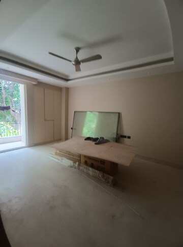 Balcony in 4 BHK Builder Floor at Navjeevan Vihar – for Sale